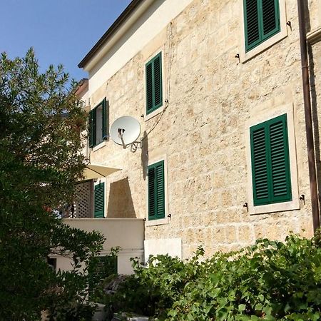 Pag Studio Garden Pag Town Bagian luar foto