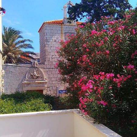 Pag Studio Garden Pag Town Bagian luar foto